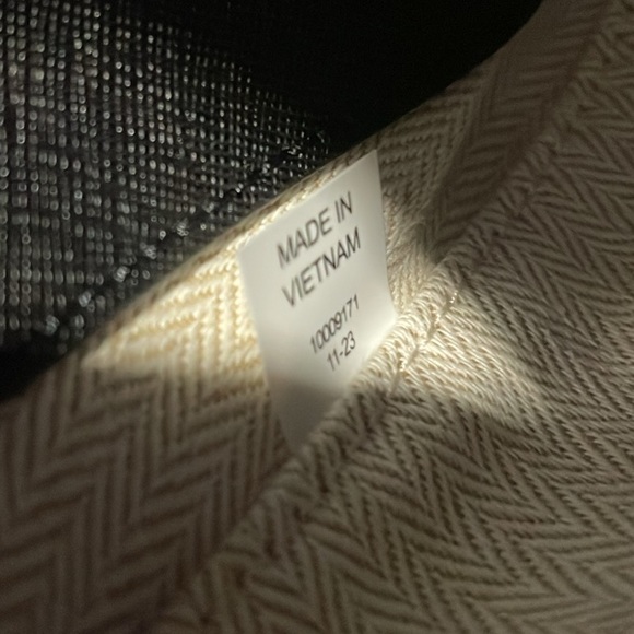 New, authentic emerson shoulder bag& matching wallet - Picture 10 of 16